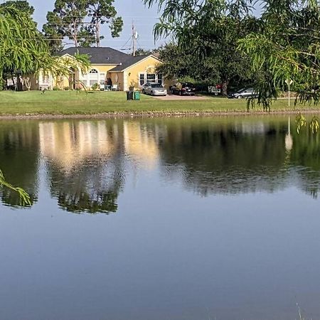 Port Saint Lucie A Little Piece Of Heaven- Peaceful Lake View Apartment- 1 Min From I95 And Turnpike Port St. Lucie Екстериор снимка