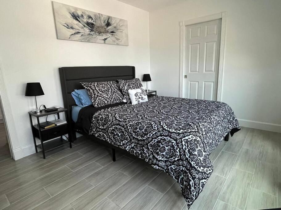 Port Saint Lucie A Little Piece Of Heaven- Peaceful Lake View Apartment- 1 Min From I95 And Turnpike Port St. Lucie Екстериор снимка
